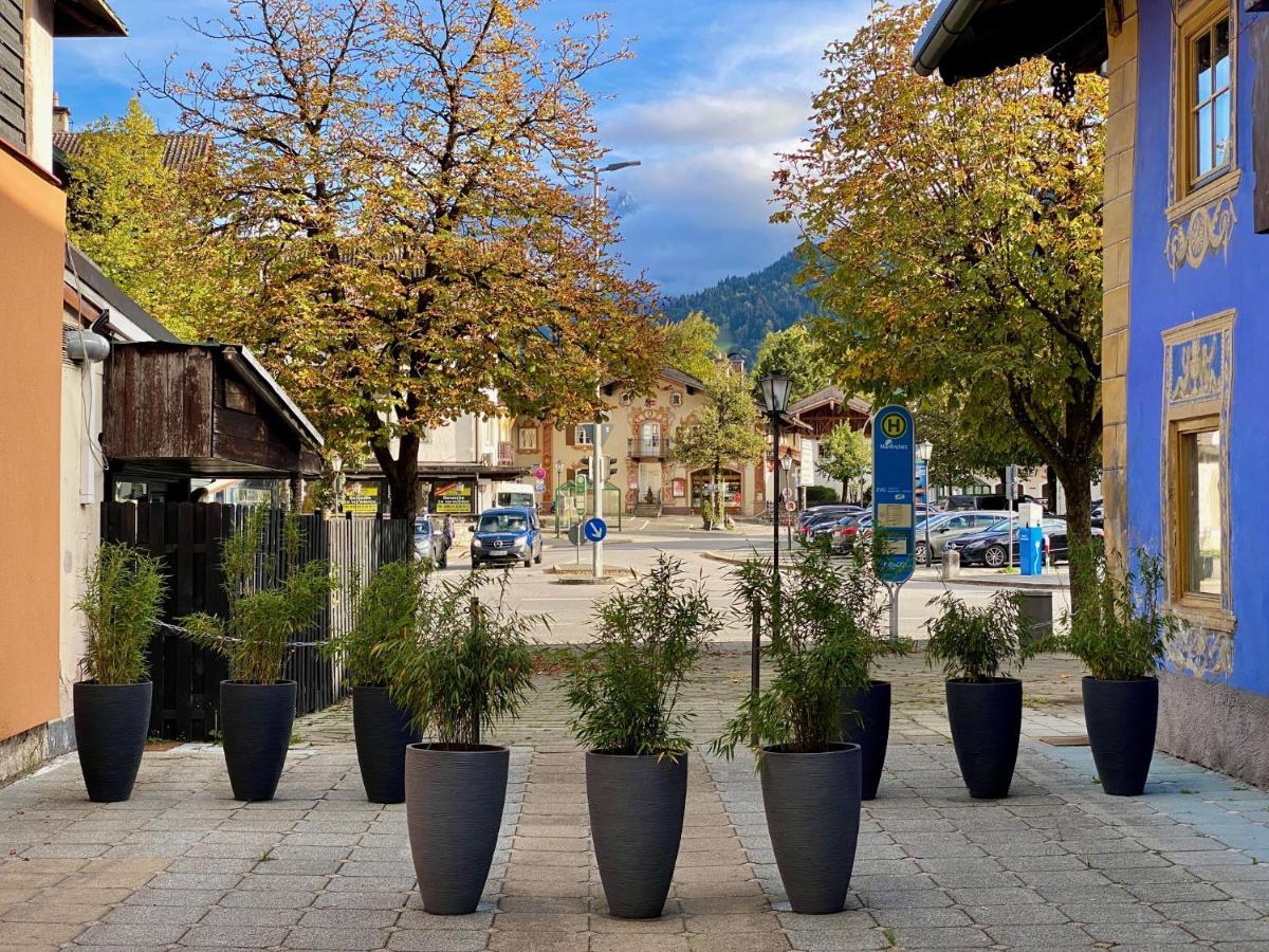 "Mittendrin" In Garmisch Bagian luar foto